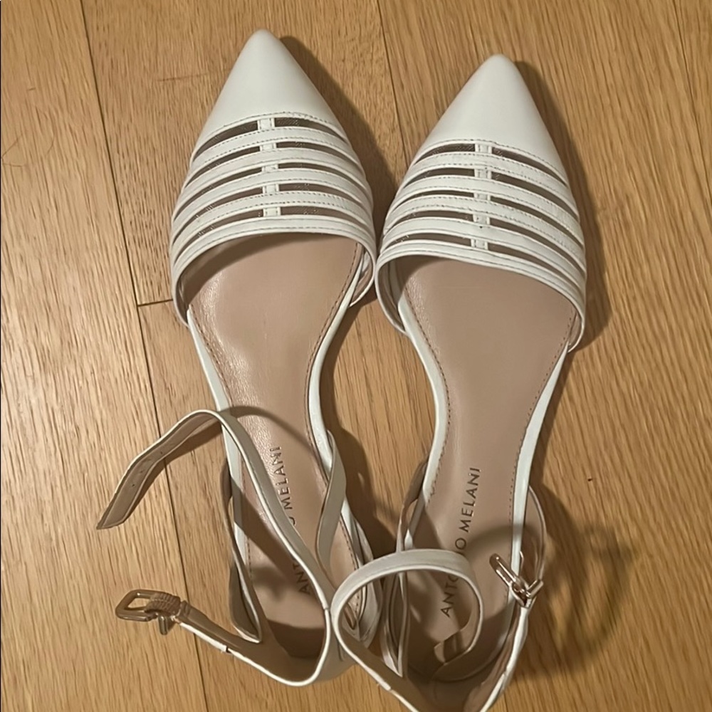 Antonio Melanie white sandals